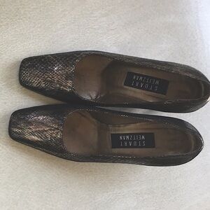 Snakeskin black and gold Stuart Weitzman shoes size 6 made in Spain.